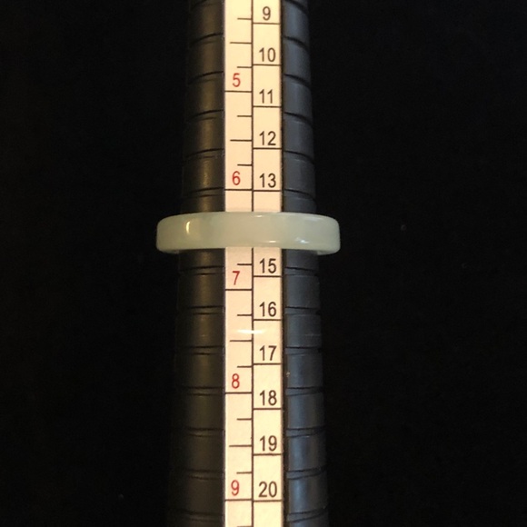 Elegant Multi-Color Bohemian Style Acrylic Resin Rings Stackable Set - Picture 4 of 8